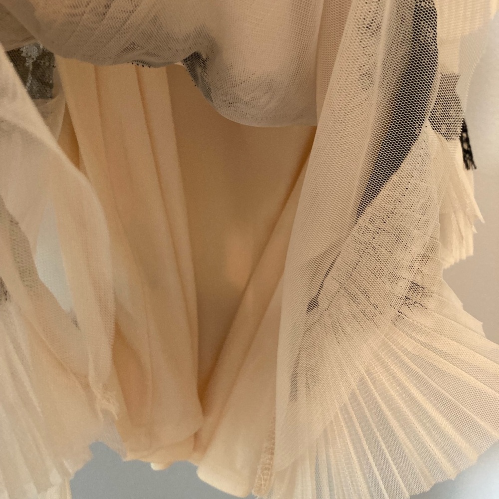 Max & Cleo One Shoulder Pleated Dress with Lace sz 6 - Picture 5 of 13